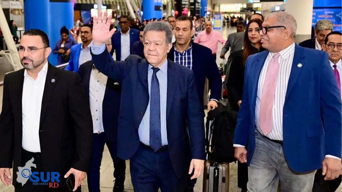 Leonel Fernández desarrolla agenda política y académica en Estados Unidos, se reunirá con dominicanos en varios estados.