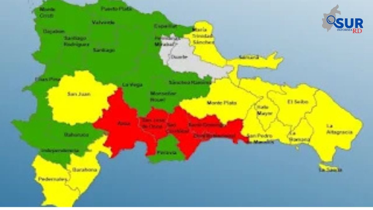 COE mantiene alerta preventiva en 30 provincias por intensa onda tropical COE mantiene alerta preventiva en 30 provincias por intensa onda tropical