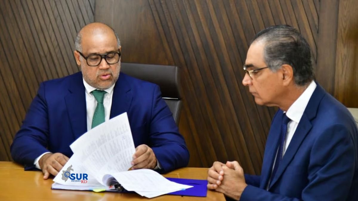 Hazim se defiende dice enfrentó irregularidades en Senasa y que colaborará con la justicia