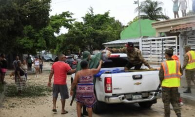 Bajan las aguas en Barahona, pero autoridades se mantienen en alerta por huracán Melissa Bajan las aguas en Barahona, pero autoridades se mantienen en alerta por huracán Melissa