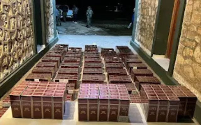 Ejército decomisa más de 270 mil cigarrillos de contrabando en Elías Piña Ejército decomisa más de 270 mil cigarrillos de contrabando en Elías Piña