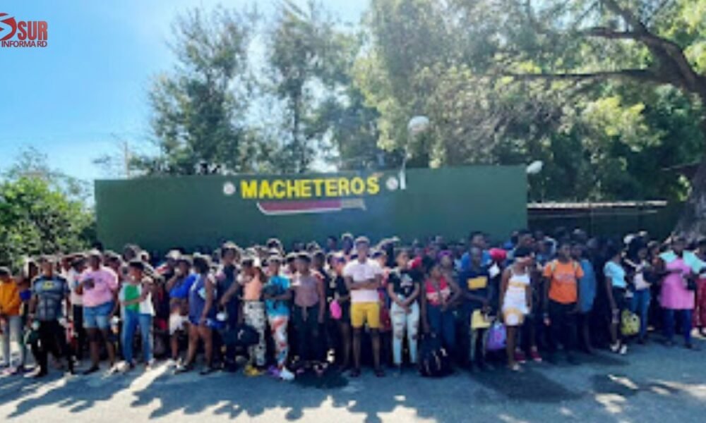 Ejército detienen a más de 100 haitianos sin documentos en Montecristi Ejército detienen a más de 100 haitianos sin documentos en Montecristi