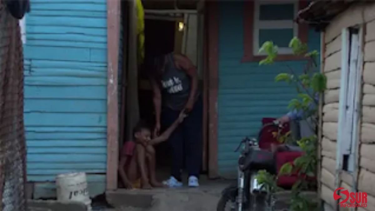 Madre en San Cristóbal solicita apoyo para mejorar la salud de sus dos hijos con microcefalia Madre en San Cristóbal solicita apoyo para mejorar la salud de sus dos hijos con microcefalia