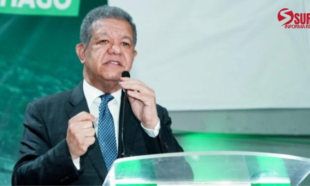 Leonel Fernández afirma que el país enfrenta desafíos económicos y sociales tras cinco años del actual gobierno