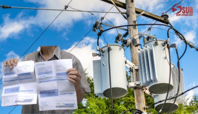 Moradores de Barahona reclaman a Edesur solución urgente ante apagones y cobros excesivos Moradores de Barahona reclaman a Edesur solución urgente ante apagones y cobros excesivos