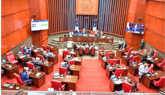 Senado se propone aprobar este jueves el nuevo Código Procesal Penal, si condiciones del clima lo permiten Senado se propone aprobar este jueves el nuevo Código Procesal Penal, si condiciones del clima lo permiten