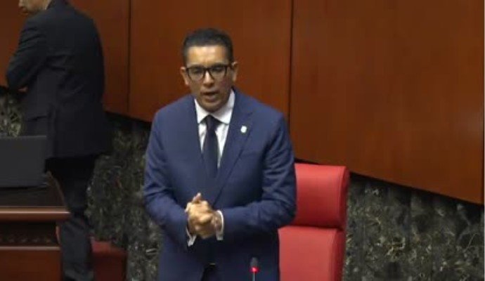 Senador Guillermo Lama exhorta a actuar con prudencia ante los efectos de la tormenta Melissa Senador Guillermo Lama exhorta a actuar con prudencia ante los efectos de la tormenta Melissa