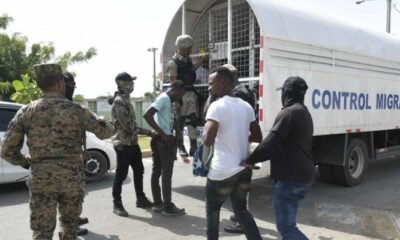 Haitiano resulta herido tras caer de un segundo piso durante operativo de Migración en La Descubierta Haitiano resulta herido tras caer de un segundo piso durante operativo de Migración en La Descubierta