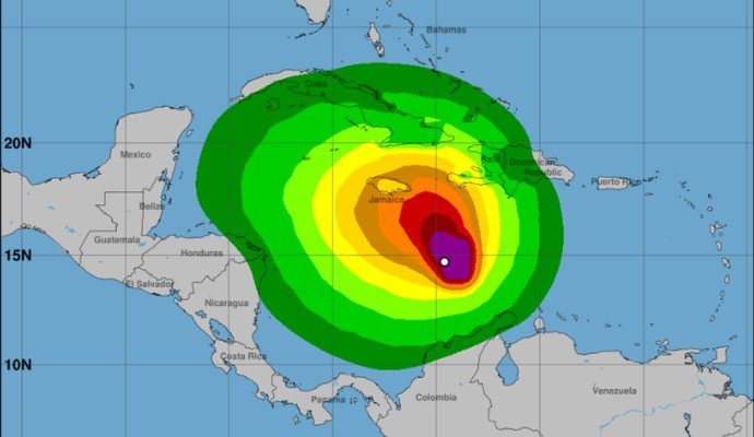 Tormenta Melissa avanza lentamente por el Caribe y mantiene en alerta varias provincias del país Tormenta Melissa avanza lentamente por el Caribe y mantiene en alerta varias provincias del país